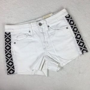 Universal Thread Shorts